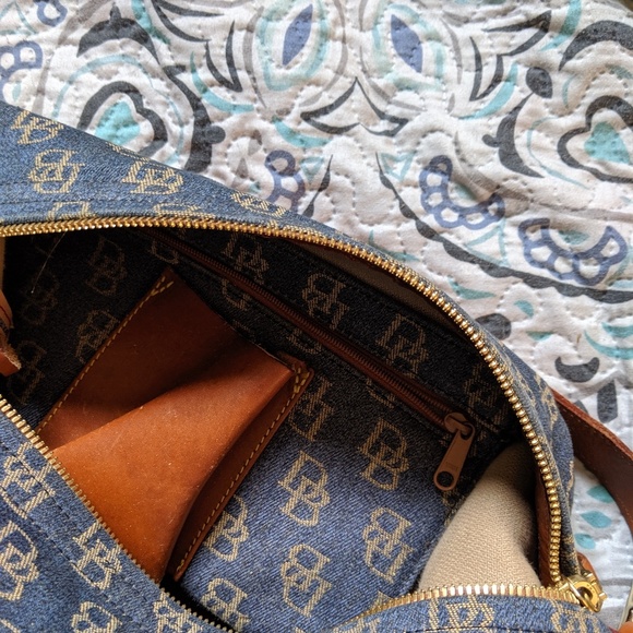 Dooney and Bourke - Picture 3 of 3